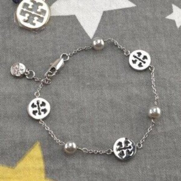 Tory Burch Miller Pavé Pearl Chain Bracelet in Silver - Picture 3 of 5